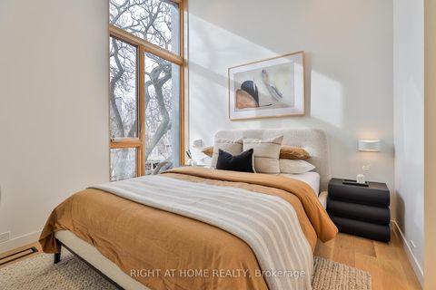 Photo 16 at PH 2 - 225 Brunswick Avenue, University, Toronto