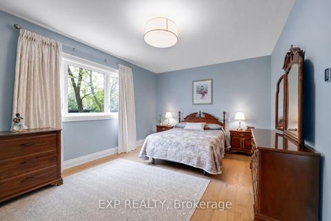 Photo 13 at 18 Gosling Road, Maple, Vaughan
