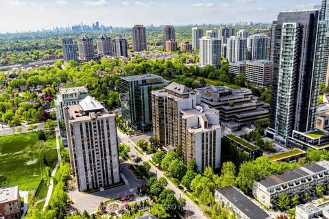 Photo 32 at 911 - 10 Kenneth Avenue, Willowdale East, Toronto