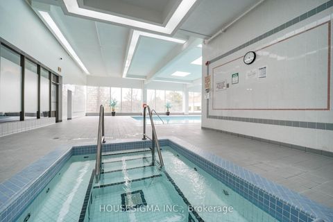 Photo 6 at 1602 - 5 Greystone Walk Drive, Kennedy Park, Toronto