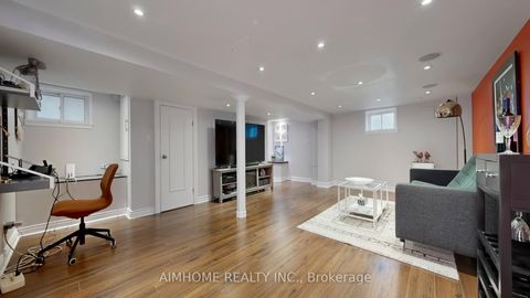 Photo 19 at 39 Brentcliffe Road, Leaside, Toronto