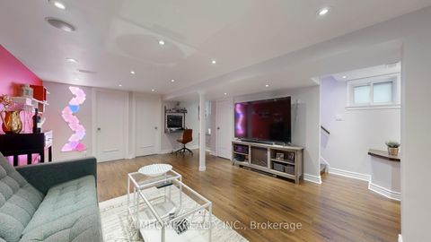 Photo 20 at 39 Brentcliffe Road, Leaside, Toronto