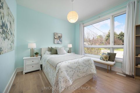 Photo 11 at 7 Balcarra Avenue, Cliffcrest, Toronto