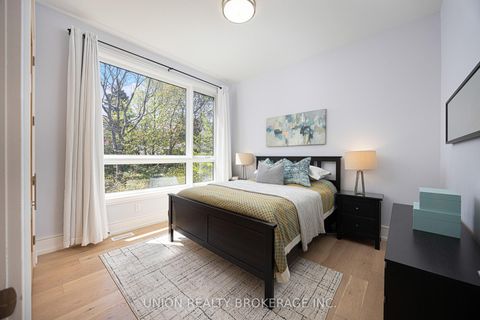 Photo 13 at 7 Balcarra Avenue, Cliffcrest, Toronto