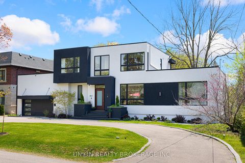 Photo 43 at 7 Balcarra Avenue, Cliffcrest, Toronto