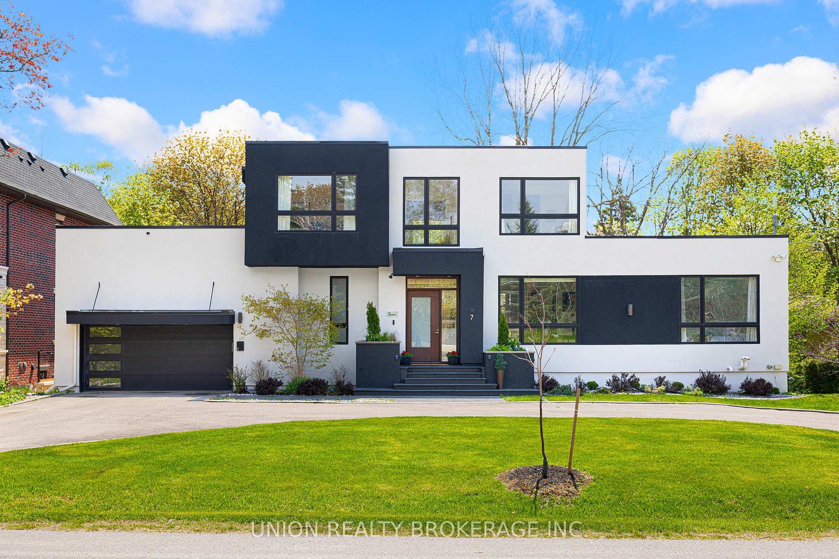 7 Balcarra Avenue, Cliffcrest, Toronto 