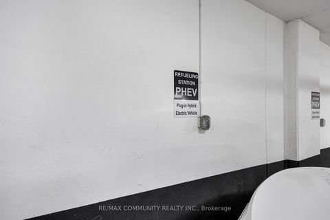 Photo 14 at 1227 - 2 Eva Road, Etobicoke West Mall, Toronto