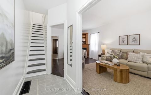 Photo 3 at 14 Liberty Place, Bowmanville, Clarington