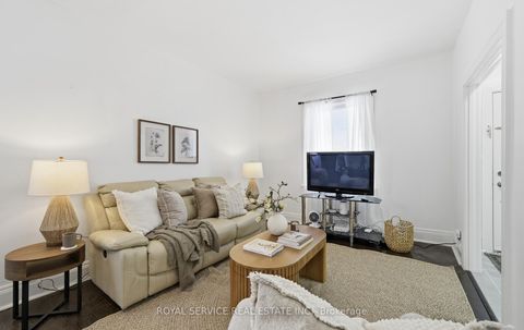 Photo 5 at 14 Liberty Place, Bowmanville, Clarington