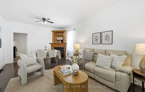 Photo 7 at 14 Liberty Place, Bowmanville, Clarington