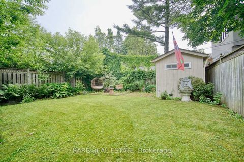 Photo 2 at 33 Red Deer Avenue, Cliffside, Toronto