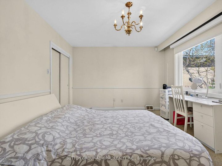 Photo 14 at 30 Foxwarren Drive, Bayview Village, Toronto