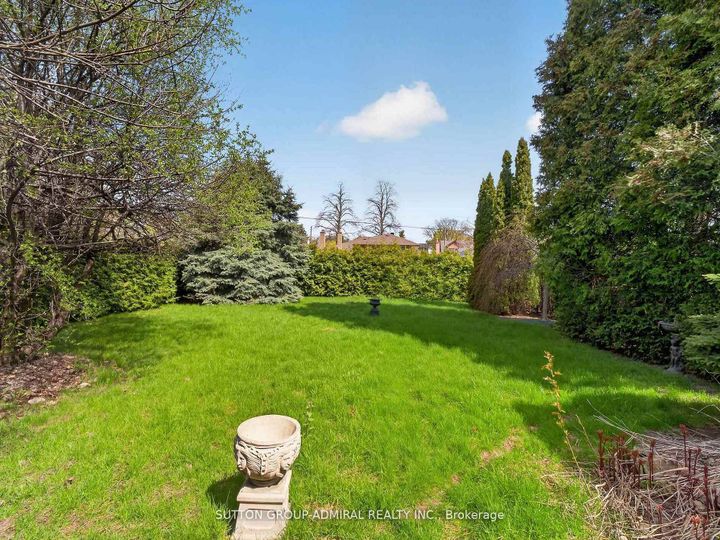 Photo 23 at 30 Foxwarren Drive, Bayview Village, Toronto