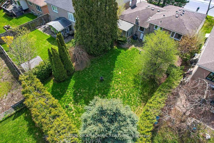 Photo 29 at 30 Foxwarren Drive, Bayview Village, Toronto