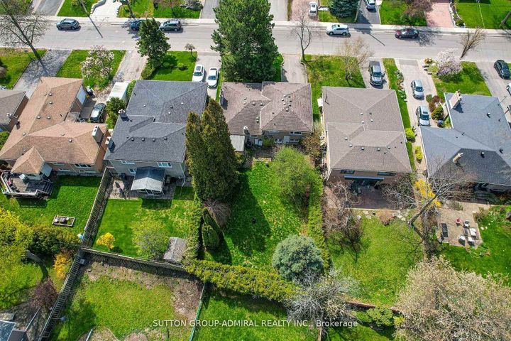 Photo 30 at 30 Foxwarren Drive, Bayview Village, Toronto