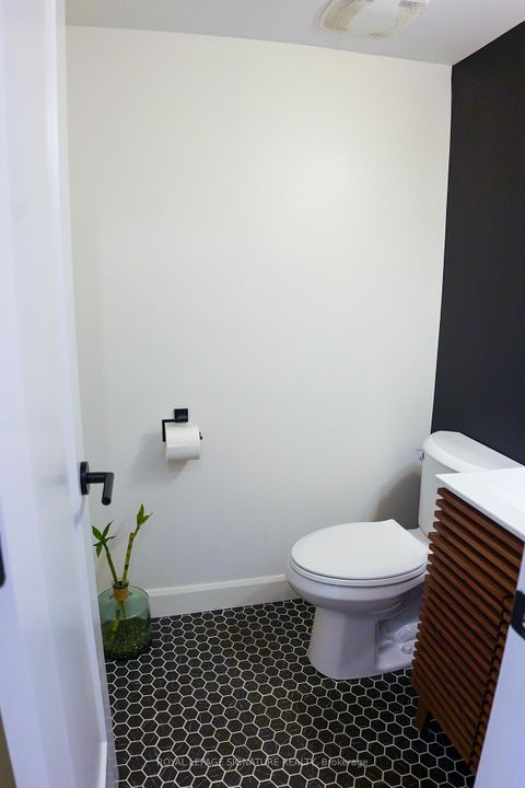 Photo 13 at Th 5 - 118 Finch Avenue W, Newtonbrook West, Toronto