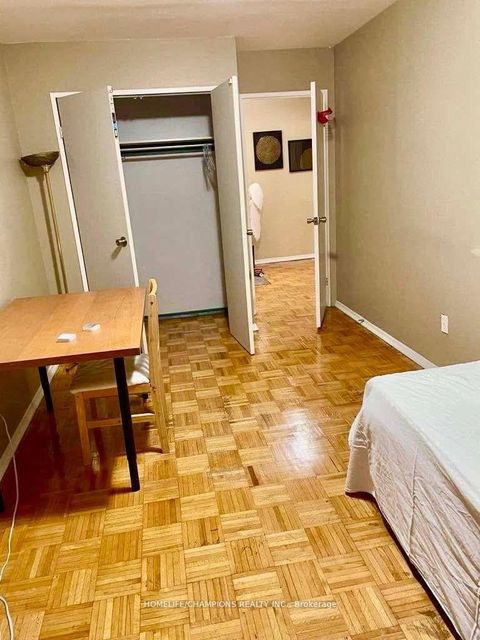 Photo 11 at 14 - 23 Four Winds Drive, York University Heights, Toronto