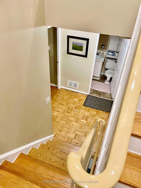 Photo 14 at 14 - 23 Four Winds Drive, York University Heights, Toronto