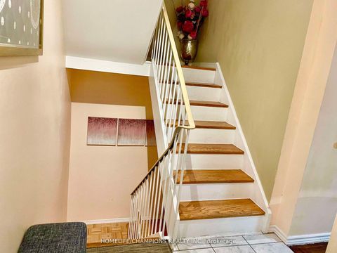 Photo 17 at 14 - 23 Four Winds Drive, York University Heights, Toronto