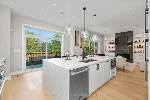 Photo 7 at 34 Dresden Road, Clanton Park, Toronto