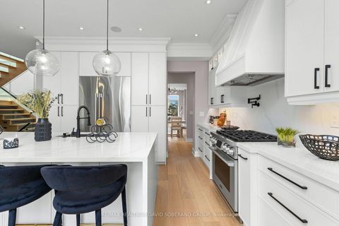 Photo 10 at 34 Dresden Road, Clanton Park, Toronto