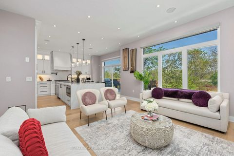 Photo 14 at 34 Dresden Road, Clanton Park, Toronto