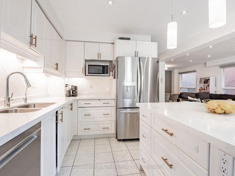 Photo 14 at 448 Conley Street, Lakeview Estates, Vaughan