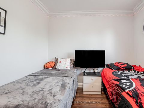 Photo 23 at 448 Conley Street, Lakeview Estates, Vaughan