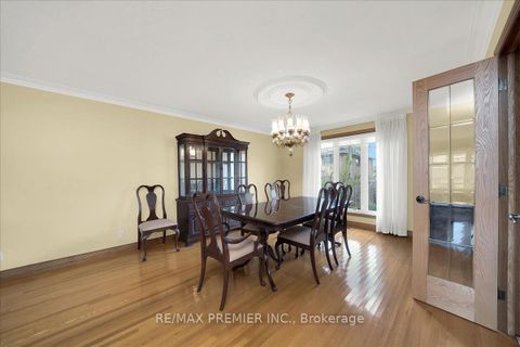 Photo 10 at 100 Hallsport Crescent, CFB, Toronto