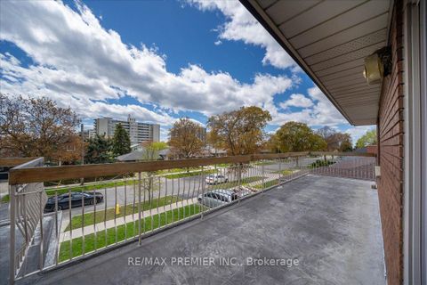 Photo 32 at 100 Hallsport Crescent, CFB, Toronto