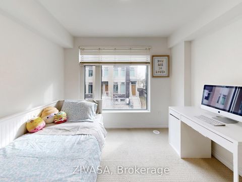 Photo 19 at 92 - 15 Applewood Lane, Etobicoke West Mall, Toronto