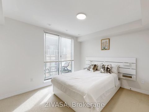Photo 27 at 92 - 15 Applewood Lane, Etobicoke West Mall, Toronto