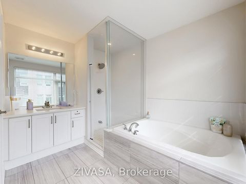 Photo 33 at 92 - 15 Applewood Lane, Etobicoke West Mall, Toronto