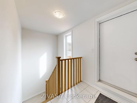 Photo 37 at 92 - 15 Applewood Lane, Etobicoke West Mall, Toronto