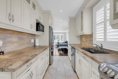 Photo 15 at 19 Yorkview Drive, Queensway, Toronto