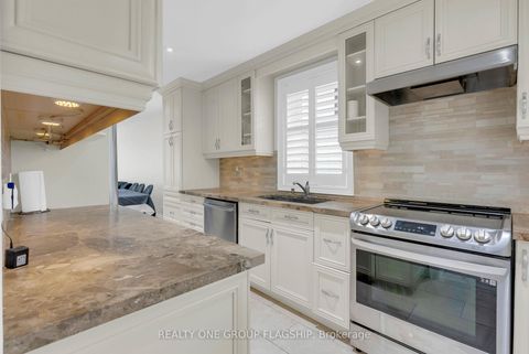 Photo 16 at 19 Yorkview Drive, Queensway, Toronto