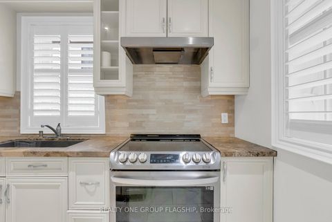 Photo 17 at 19 Yorkview Drive, Queensway, Toronto