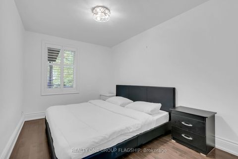 Photo 19 at 19 Yorkview Drive, Queensway, Toronto