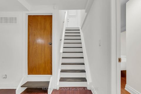 Photo 24 at 19 Yorkview Drive, Queensway, Toronto