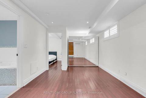 Photo 26 at 19 Yorkview Drive, Queensway, Toronto