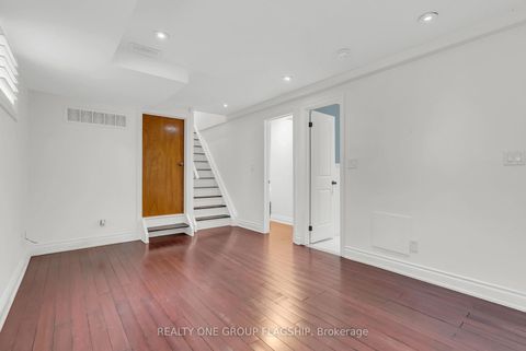 Photo 27 at 19 Yorkview Drive, Queensway, Toronto