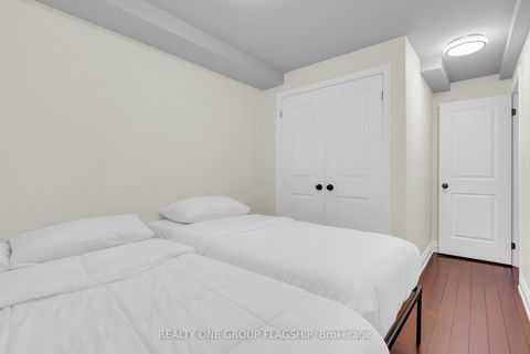 Photo 35 at 19 Yorkview Drive, Queensway, Toronto