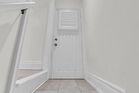 Photo 40 at 19 Yorkview Drive, Queensway, Toronto