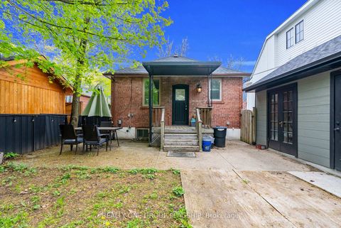 Photo 41 at 19 Yorkview Drive, Queensway, Toronto
