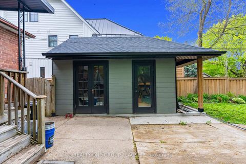 Photo 43 at 19 Yorkview Drive, Queensway, Toronto