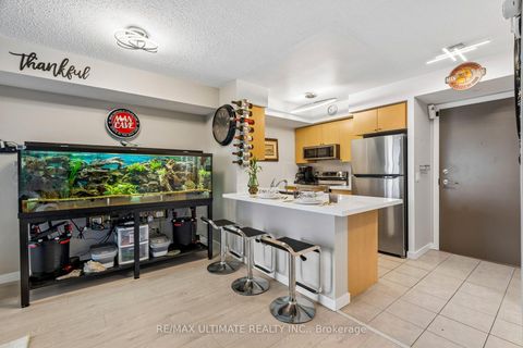 Photo 1 at 308 - 35 Saranac Boulevard, Lawrence, Toronto