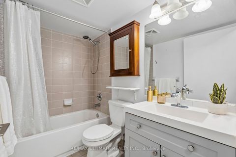 Photo 12 at 308 - 35 Saranac Boulevard, Lawrence, Toronto