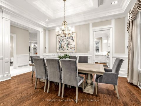 Photo 8 at 5 Lloydminster Crescent, Newtonbrook East, Toronto