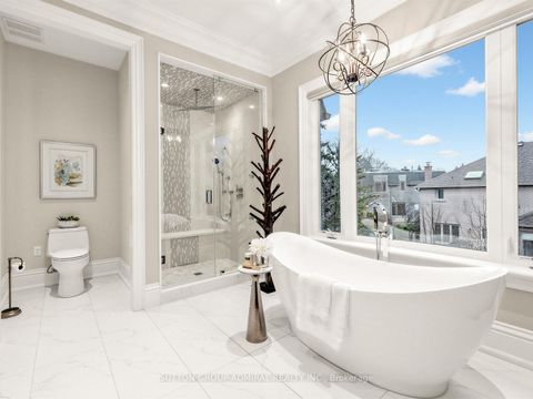 Photo 24 at 5 Lloydminster Crescent, Newtonbrook East, Toronto