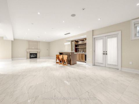 Photo 44 at 5 Lloydminster Crescent, Newtonbrook East, Toronto